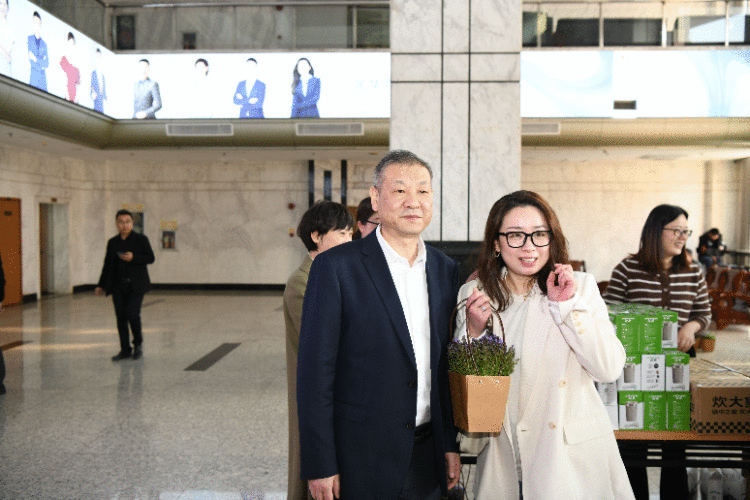 DSC_8798 (2).gif