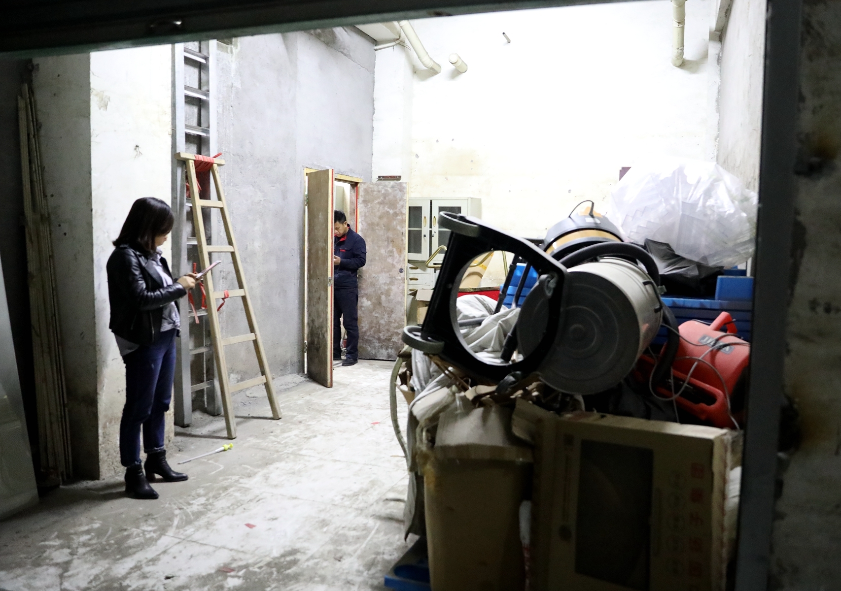 水泵房未设置在直通安全出口的位置 水泵房未设置在直通安全出口的位置