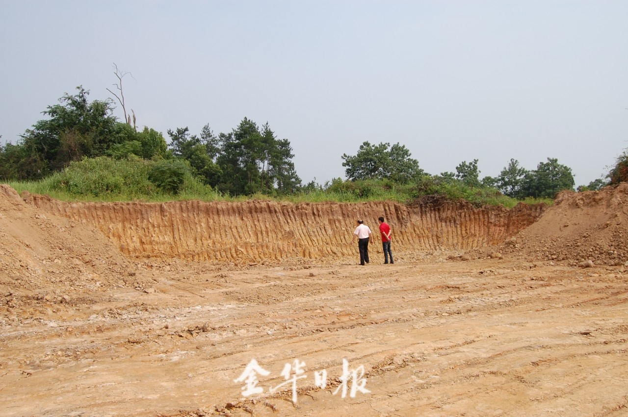 图01 遗址地貌.JPG