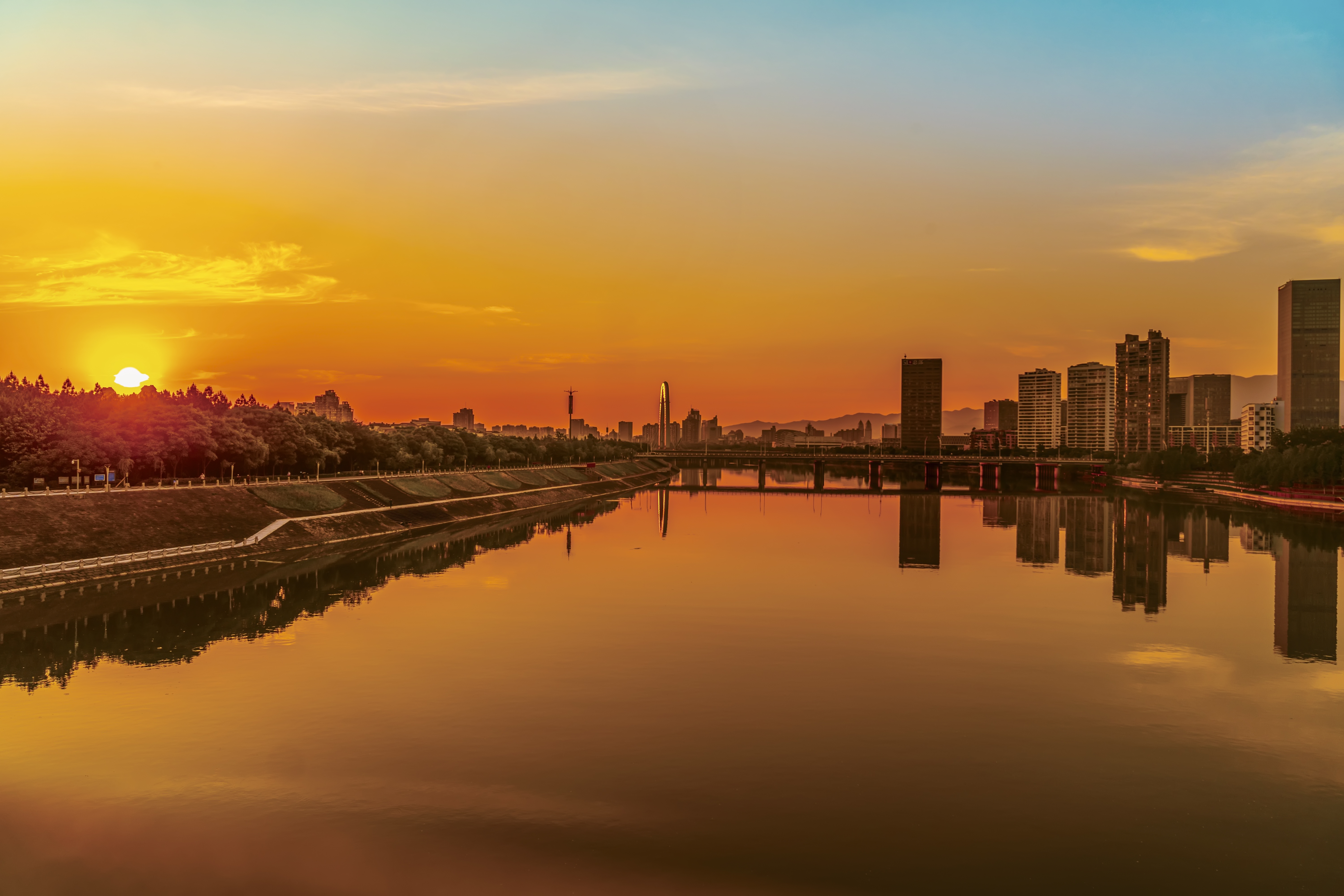 李雨蓉 摄 0002.jpg 李雨蓉 摄 0002.jpg