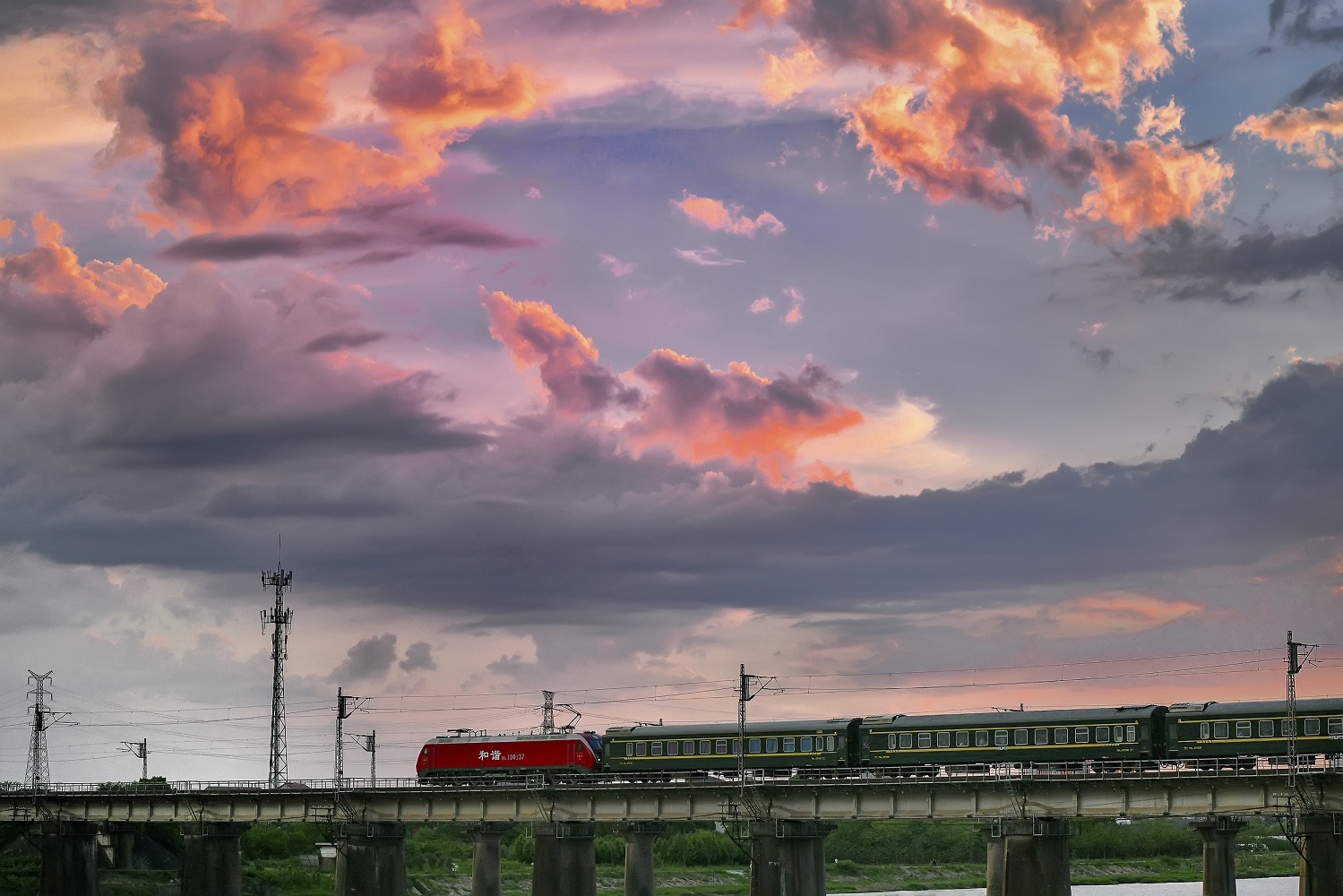 洪舸 摄 0001.jpg 洪舸 摄 0001.jpg