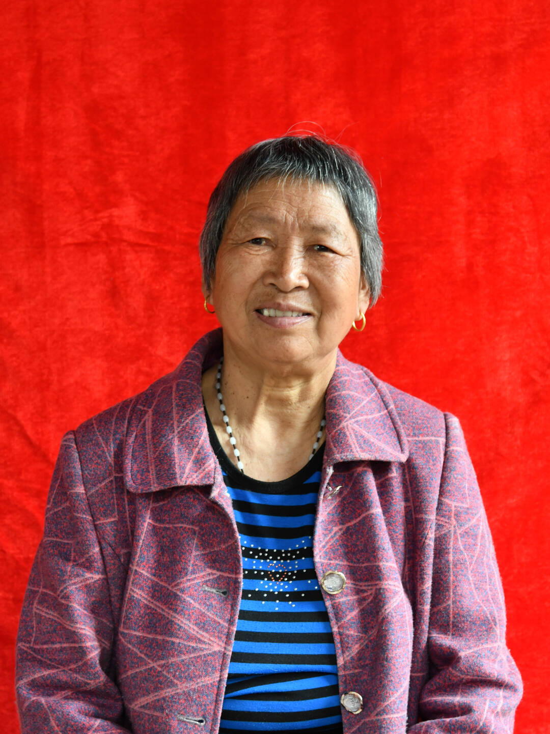44.潘根花.JPG